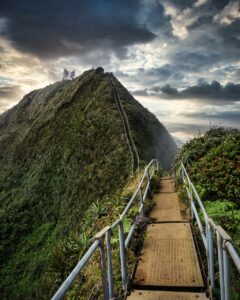 Hawaii Mountain Cloudy Hike Kauai  - d_alexander33 / Pixabay