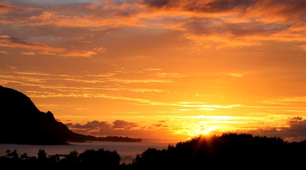 Hawaii Sunset Beautiful Nature New  - art_of_travel / Pixabay